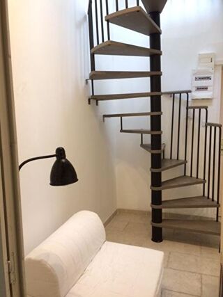  Appartement à louer 2 pièces 35 m²