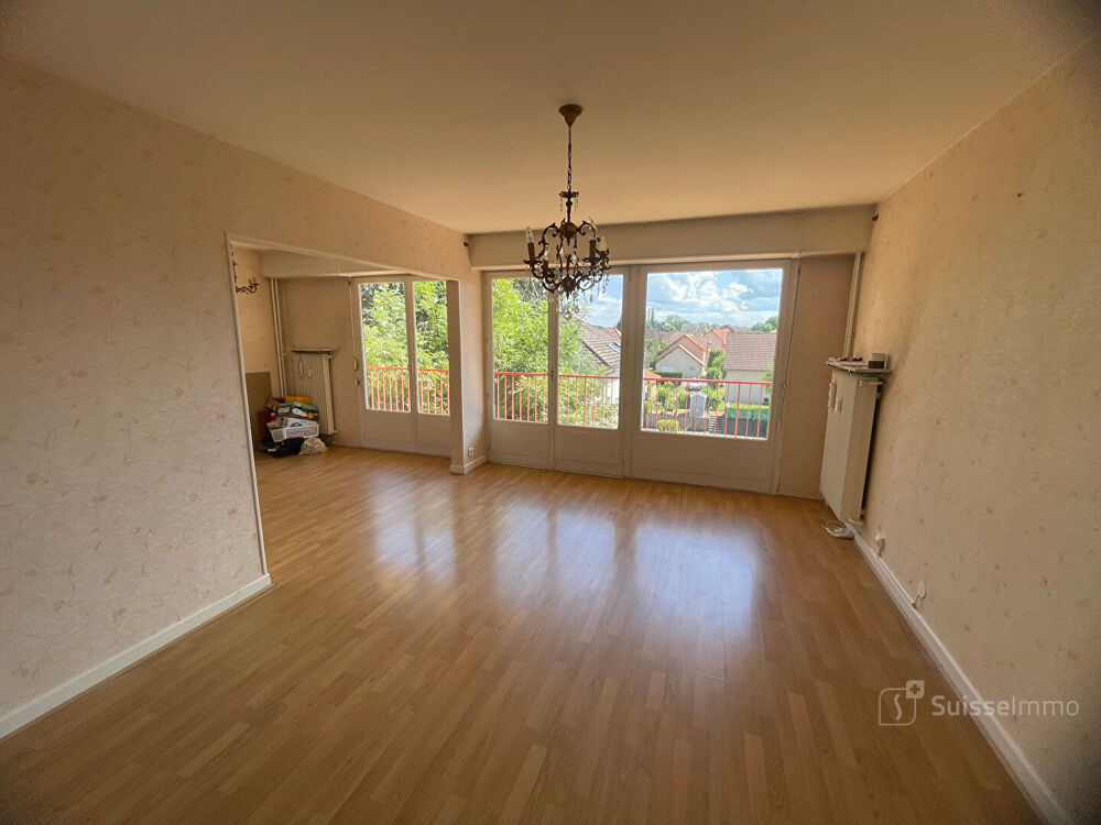 Valdoie, spacieux appartement T4 très lumineux avec balcon et garage