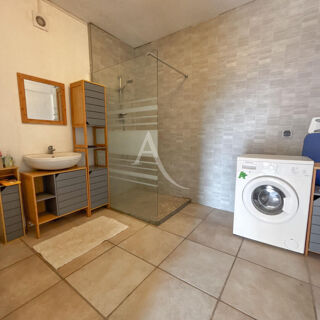  Appartement à louer 1 pièce 55 m²