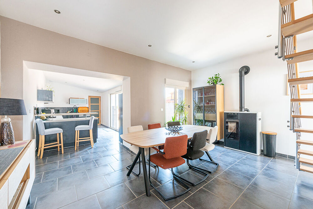 MAISON 4 CHAMBRES DE 134 M²