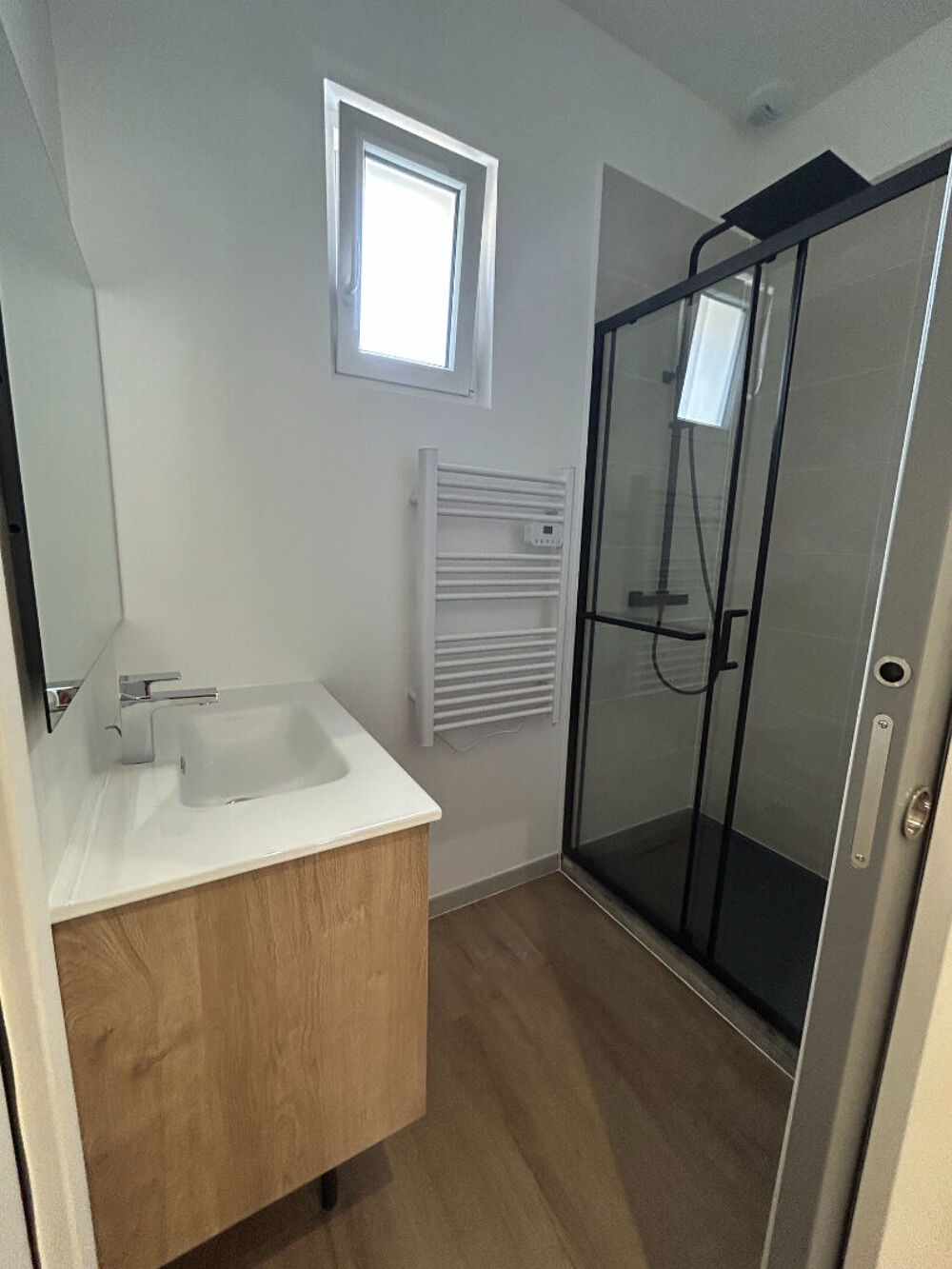 Location Appartement Bel appartement entièrement rénové avec terrasse privative Le pont de beauvoisin
