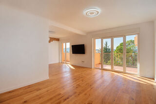 Location Appartement À LOUER ! SPACIEUX APPARTEMENT T4 DE 105,20m² Draguignan