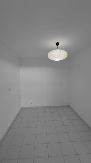  Appartement à louer 2 pièces 35 m²