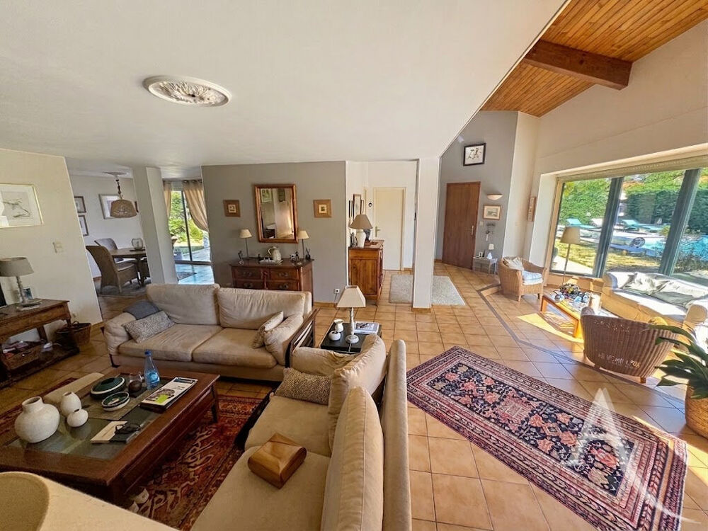 Vente Maison Maison d'architecte Saint Hilaire 5 pièce(s) 170 m2 avec garage et piscine Saint hilaire