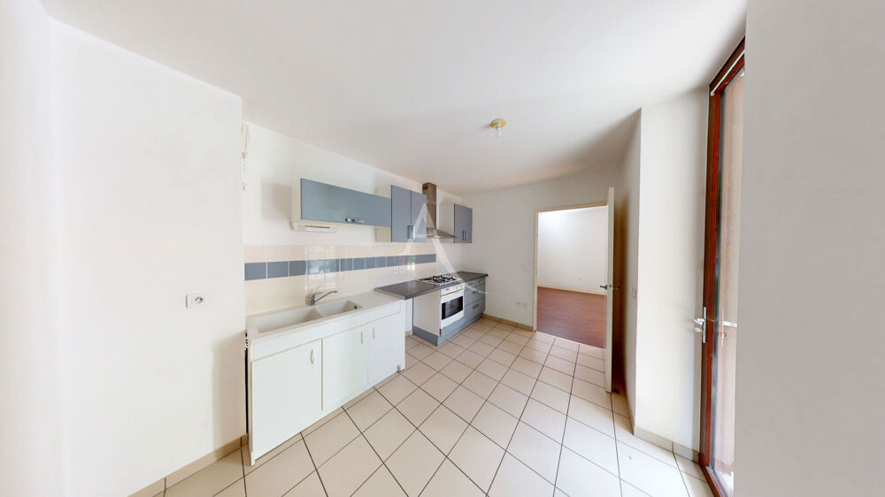 POITIERS APPARTEMENT 3 CHAMBRES GARAGE BALCON CAVE
