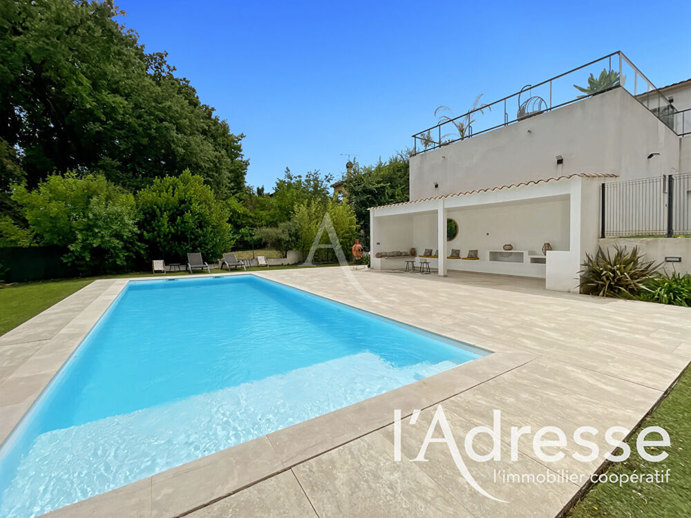 Vente Maison Maison La Destrousse - 5 pièces - 165m2 La destrousse