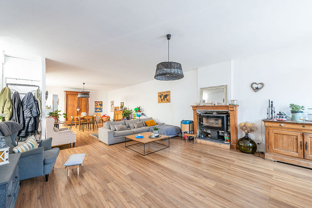Maison 5 pièces 176 m² · à Onnaing · 176 m² · 265 000 €