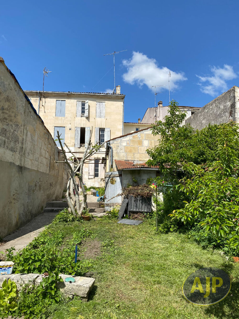 Maison centre Pons 173m²