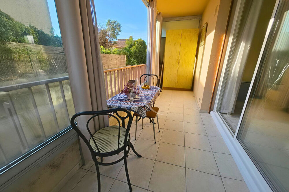 Location Appartement Appartement Carqueiranne T3 de 50m² + cave + garage et parking privatif Carqueiranne
