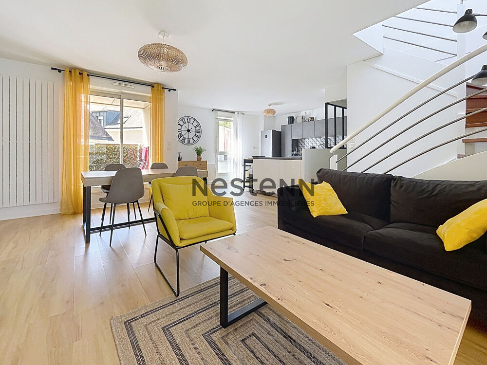 A VENDRE - T3 rénové 67 m² - PLEIN CENTRE DE SURZUR