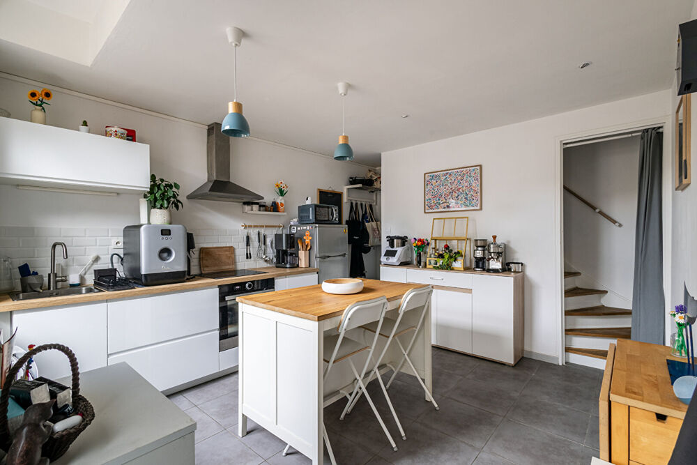 EXCLUSIVITÉ CITYA MÉLANTOIS RONCHIN : MAISON DE COURÉE RÉNOVÉE - 1 CHAMBRE - CAVE - DÉPENDANCE
