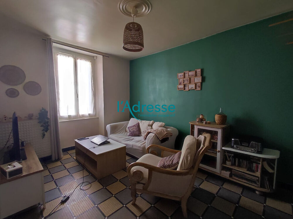 Ensemble immobilier de 189m² à MONTREVAULT