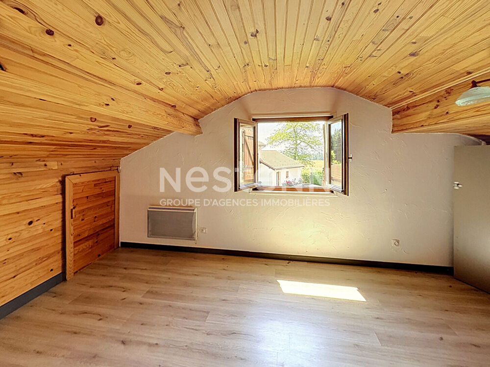 Vente Maison EXCLUSIVITE ! Maison avec garage  sur 1200 m2 environ de terrain clos à MONTREGARD Montregard