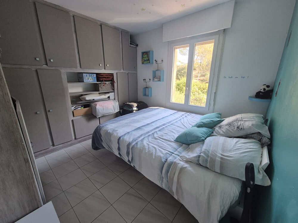 à vendre  Maison Roquebrune-sur-Argens (83520)