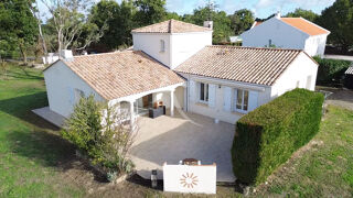 Maison 7 pièces 122 m² · à La Chapelle-Hermier · 122 m² · 339 000 €