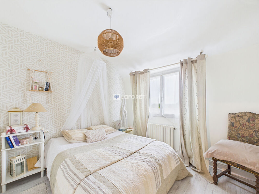 Appartement DUPLEX Pleyben 6 pièce(s) 91.93 m2