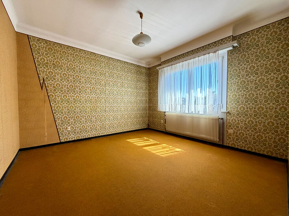 Vente Maison Maison à vendre à Bollwiller - 7 pièces, 142 m², fort potentiel à rénover Bollwiller