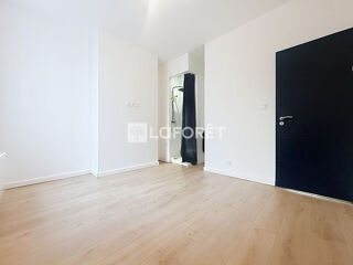  Appartement à louer 2 pièces 34 m²