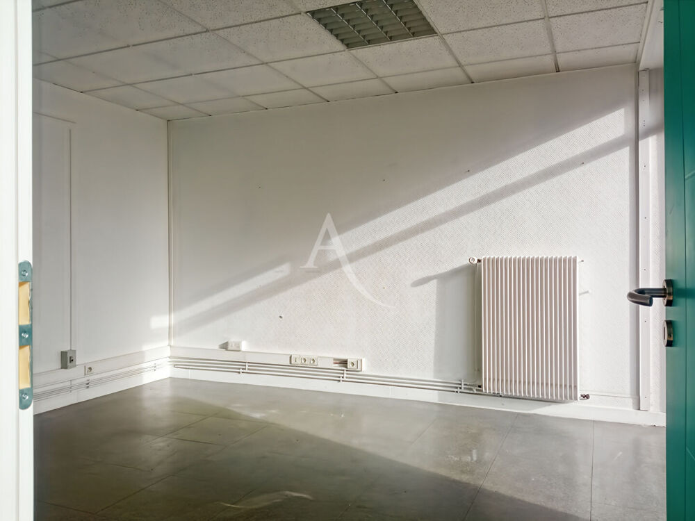   Local commercial Challans 68 m² Challans
