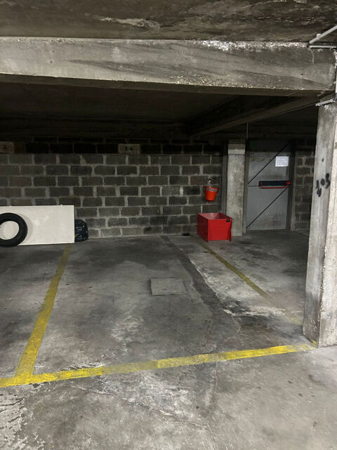  Parking / Garage � louer 10 m�