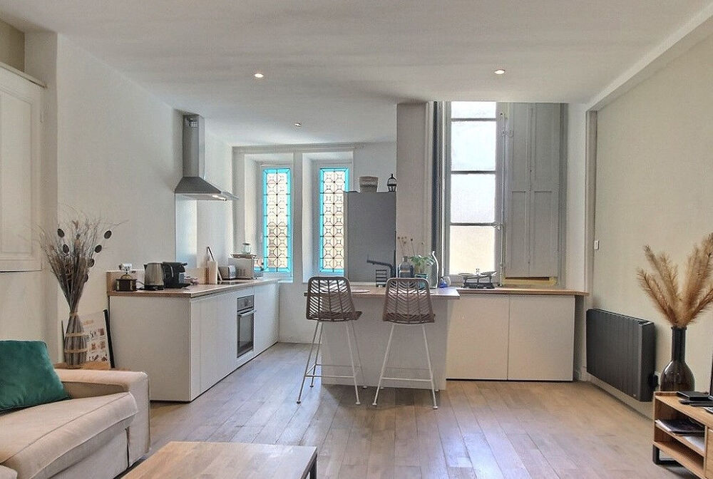 Vente Appartement Magnifique appartement T2 de 48.23 m² au coeur du centre-ville - Vendu Meublé prêt a habiter Avignon
