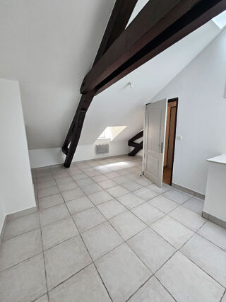  Maison à louer 4 pièces 83 m²