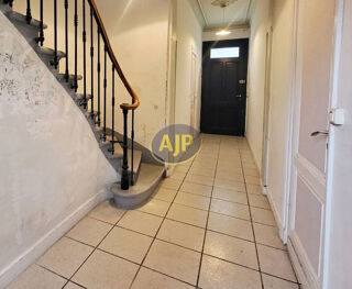  Immeuble à vendre 8 pièces 167 m²