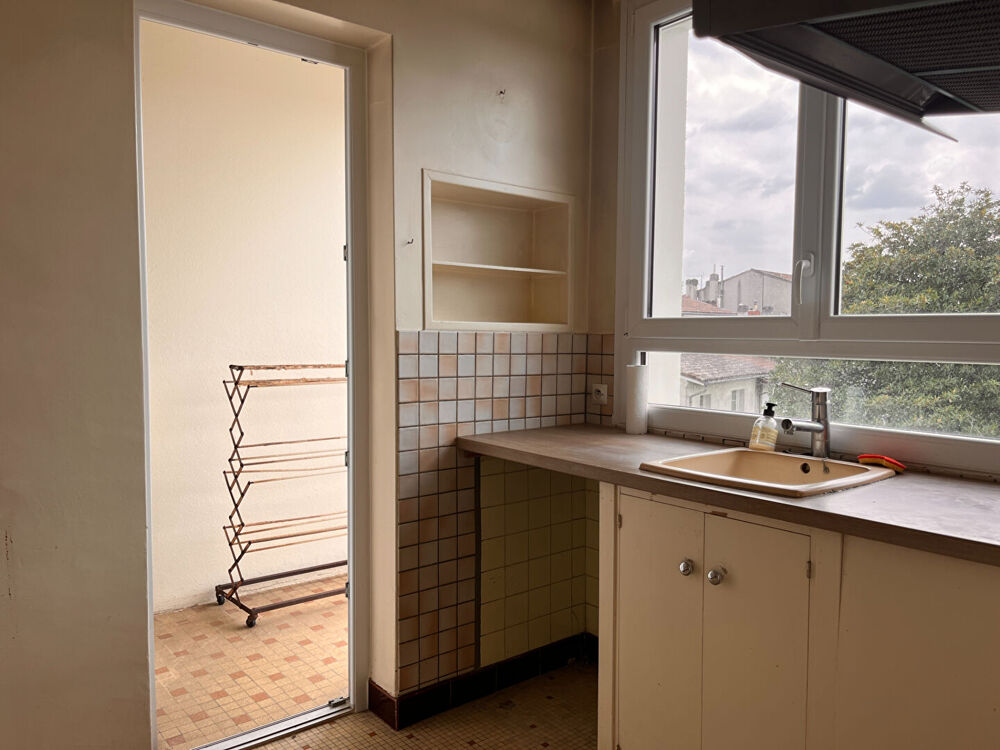 Vente Appartement Appartement 87,31m2 avec Loggia, Garage et Cellier Bordeaux