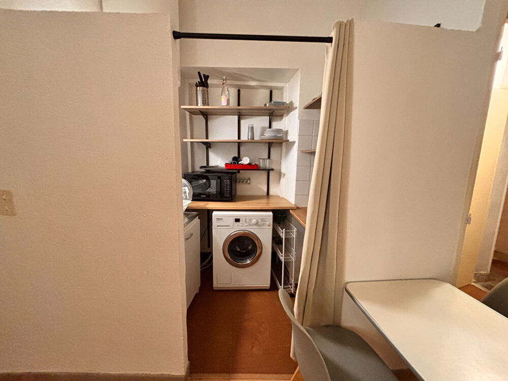 Location Appartement NIMES CENTRE - T2 MEUBLÉ DE 36 M2 Nimes