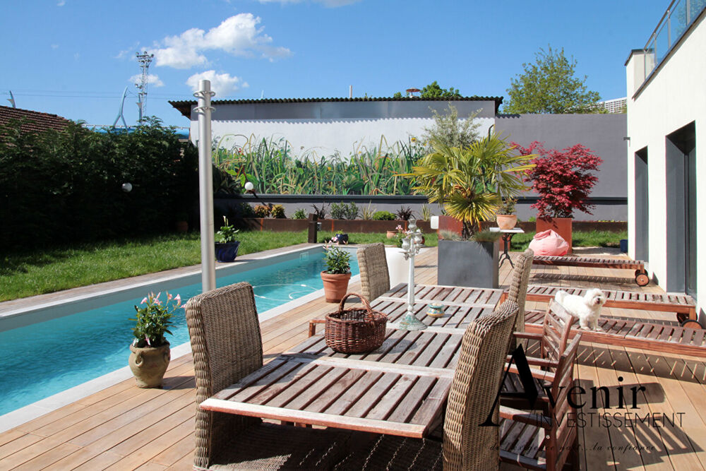 Maison exceptionnelle de 280 m2 !!! 5 chambres - Vaise