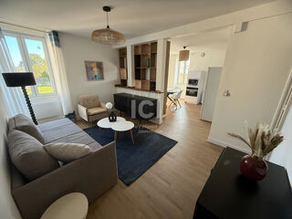  Appartement � louer 3 pi�ces 60 m� Seiches sur le loir