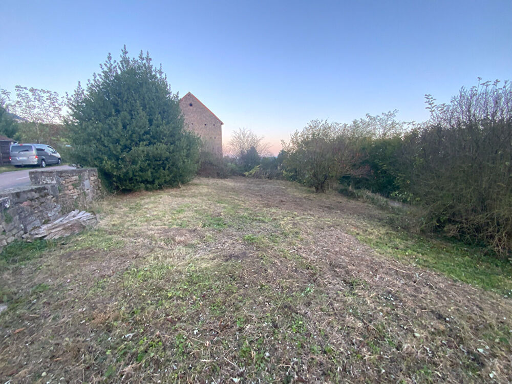 SAINT-FIRMIN - Maison à rénover de 107 m² + dépendance et garage (57 m²)