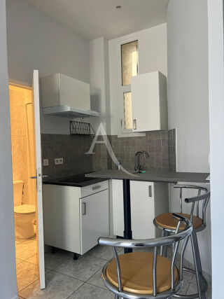  Appartement à louer 1 pièce 14 m²
