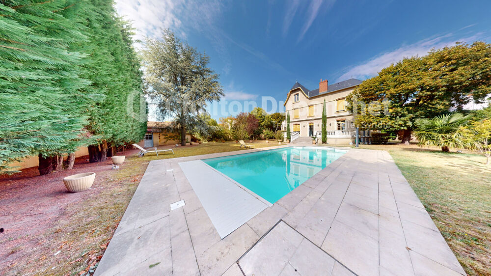 LE COTEAU - Maison de 300 m²