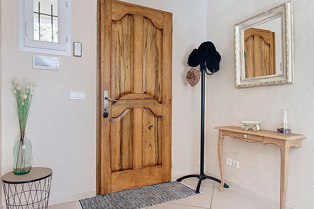 EXCLUSIVITÉ Maison Le Thoronet 5 pièces 157m2- terrain 5397m2- piscine- terrasses- proche des commerces et des écoles et axes a