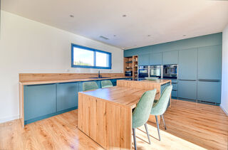  Maison  vendre 6 pices 231 m