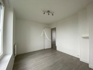  Appartement à louer 3 pièces 42 m²