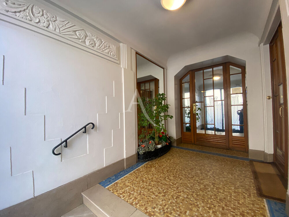 Location Appartement COURBEVOIE  - gare de Becon - 2 pièces Courbevoie