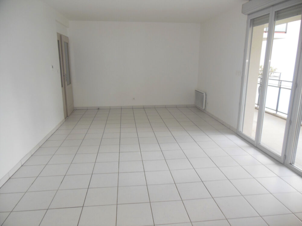 Location Appartement Toulouse 31500 Quartier JOLIMONT Sans frais agence Agréable T4 récent de 83.58m² très grand séjour, cuisine séparée, avec terras Toulouse