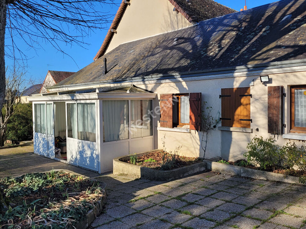 Maison 5 pièces 100 m² · à Saint Flovier · 100 m² · 99 200 €