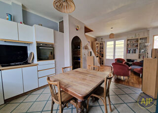  Maison à vendre 6 pièces 146 m²