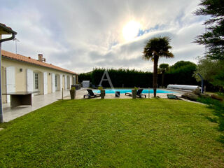  Maison � vendre 9 pi�ces 274 m�