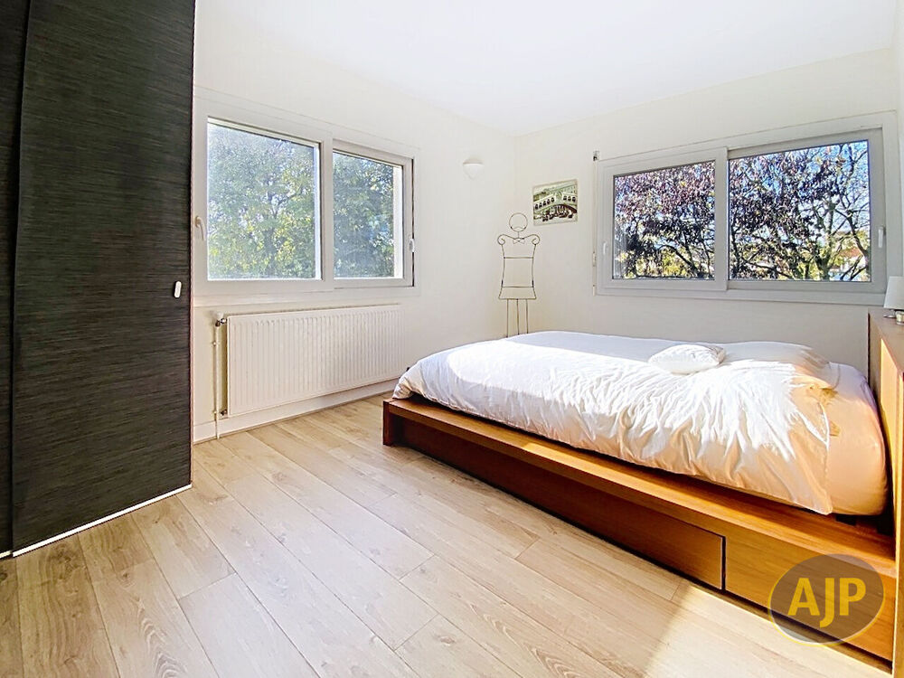 Vente Maison Grande maison familiale, avec T2 indépendant Le bouscat