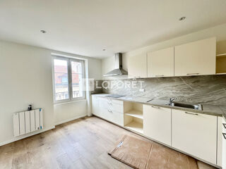  Appartement � louer 4 pi�ces 82 m�