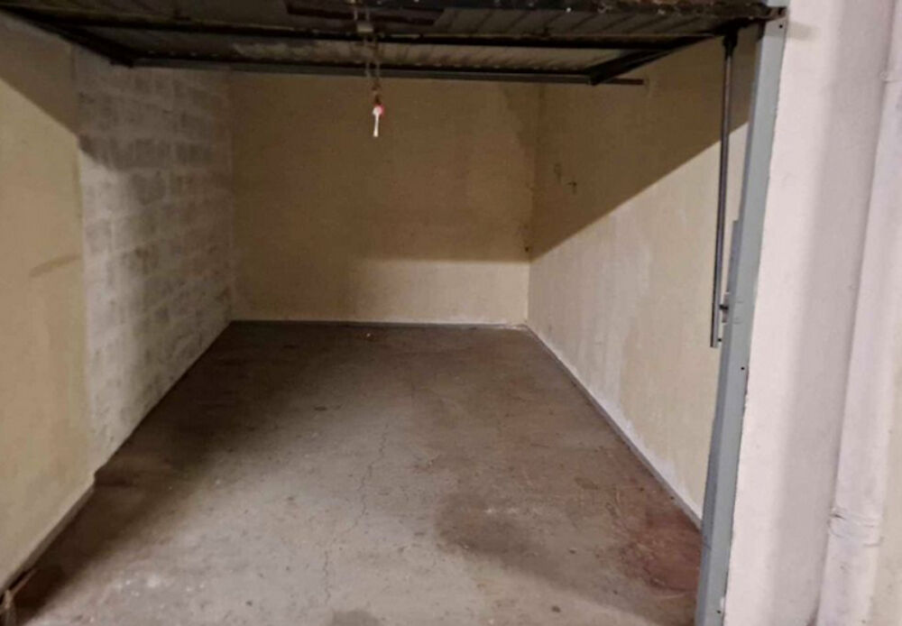 Vente Parking/Garage Box / garage Fabron Nice