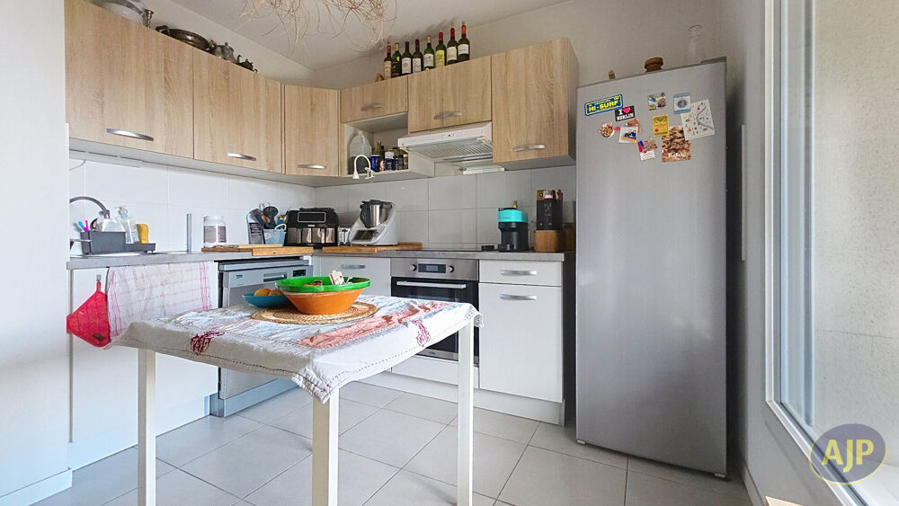 T3 de 87 m² avec terrasse à Villenave D'ornon