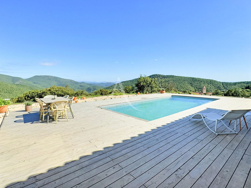 30 KM SUD PERPIGNAN : Maison contemporaine 5 pièces 160 m² avec PISCINE, GARAGE de 150 m² et TERRAIN de 3,3 HECTARES !!