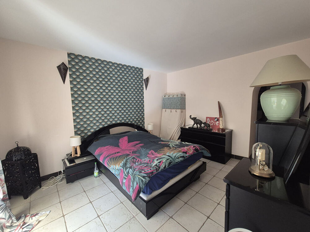 à vendre  Maison Roquebrune-sur-Argens (83520)