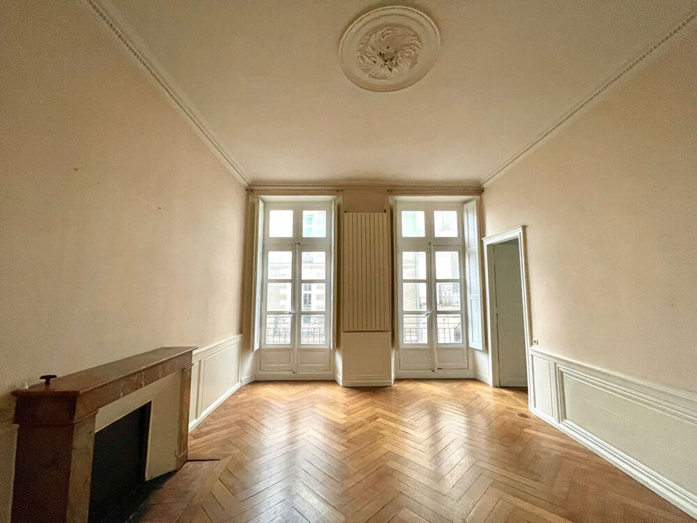 Nantes Centre-Ville T2 - 55.78 m2