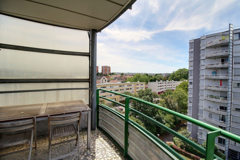 Appartement 2 pièces à vendre à Massy - Secteur Villaine - balcon, cave